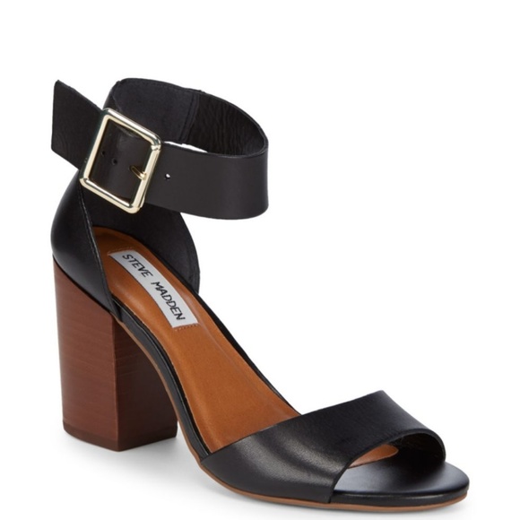 Steve Madden Estoria Black Sandal 